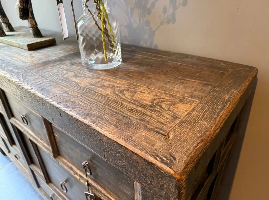Antikes Chinesisches Sideboard – Altes Kiefernholz mit 10 Schubladen